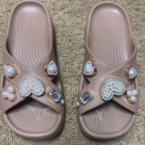 Mocha Crocs with Pearl Gibits
